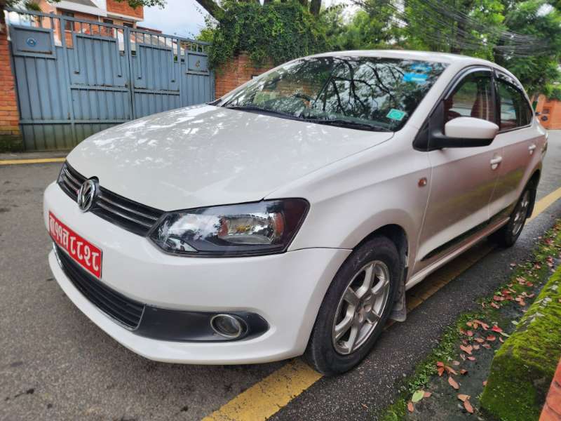 Volkswagen Vento 1.6 Highline